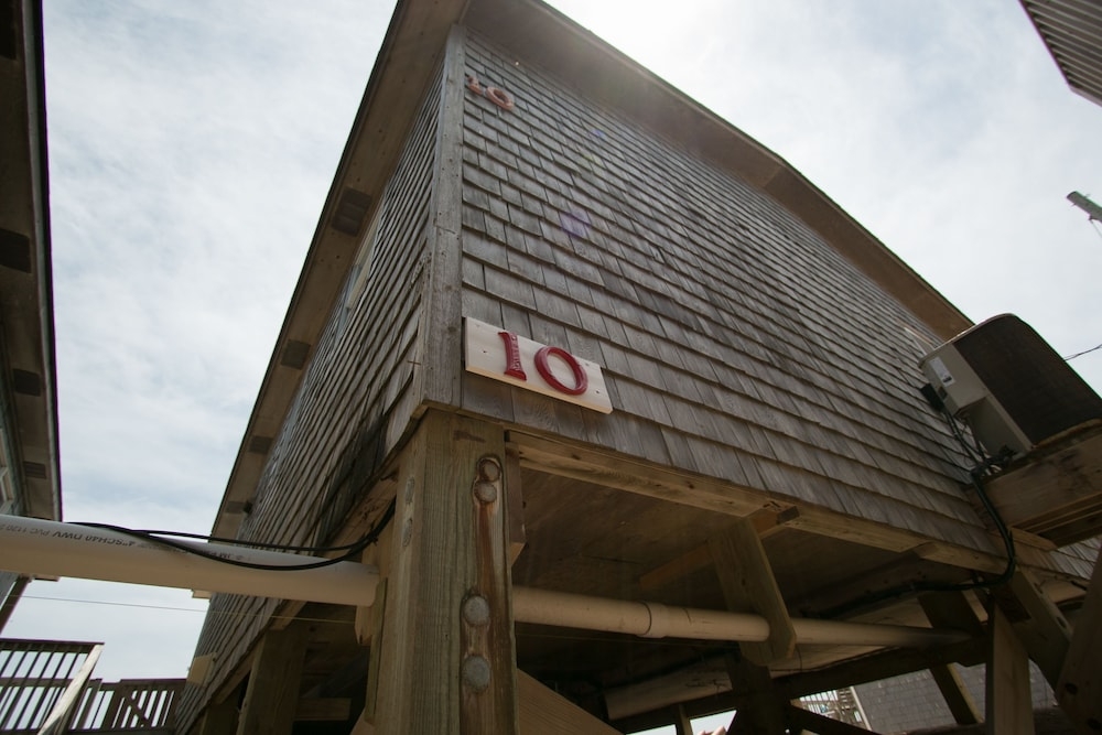 숙박 시설 구내