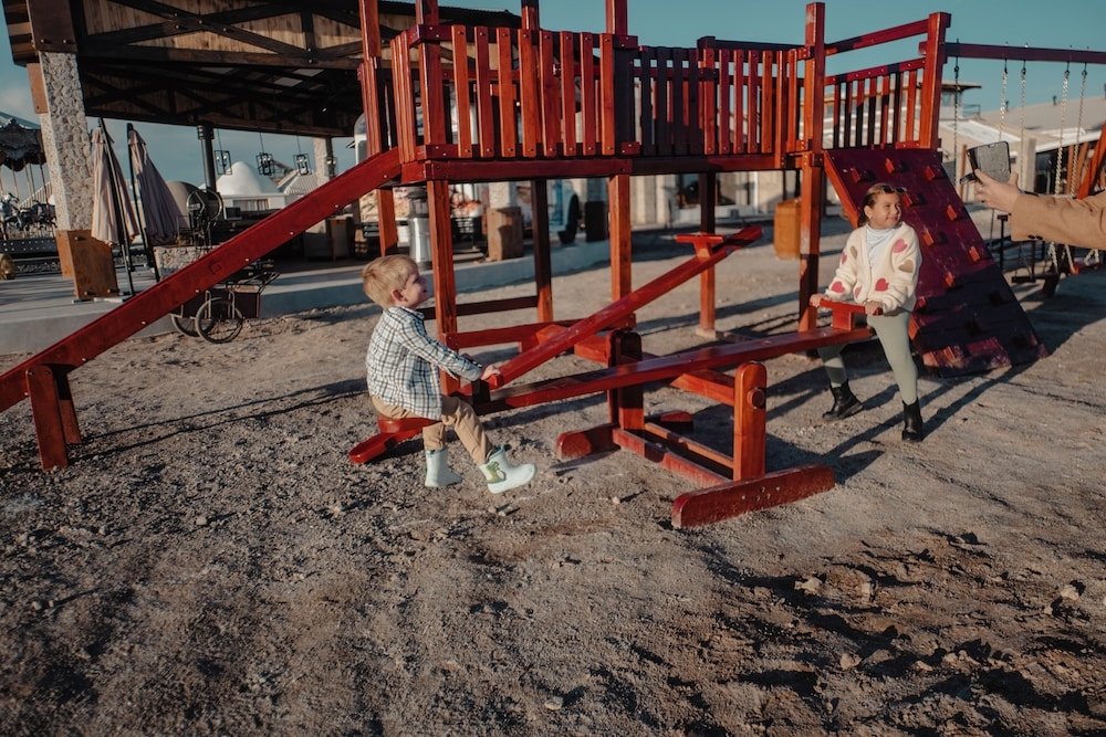 어린이 놀이 공간 - 야외