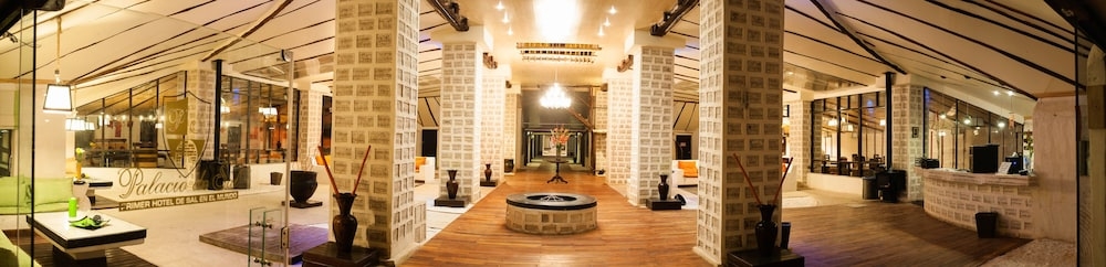 숙박 시설 정면