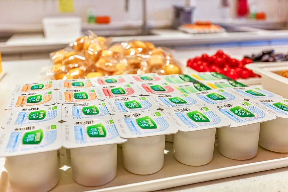 뷔페 아침 식사