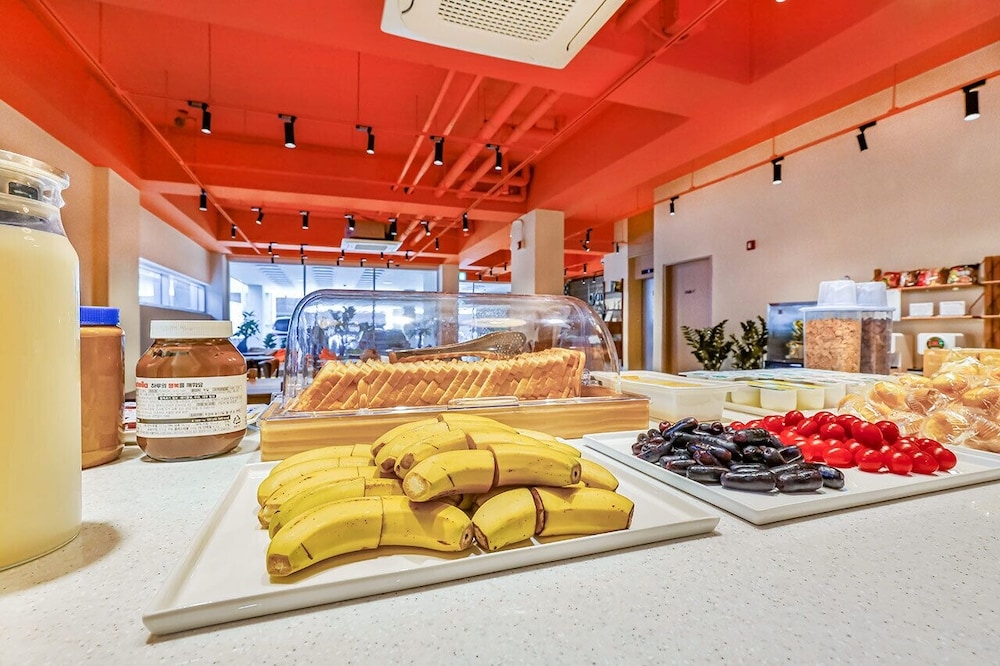 뷔페 아침 식사