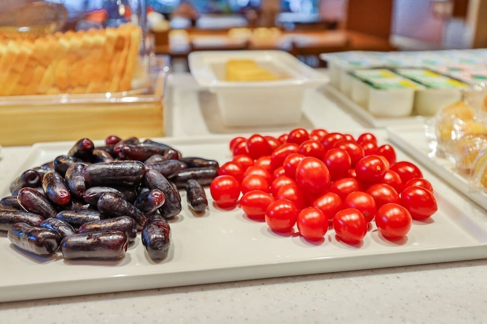 뷔페 아침 식사