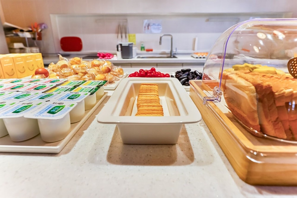 뷔페 아침 식사