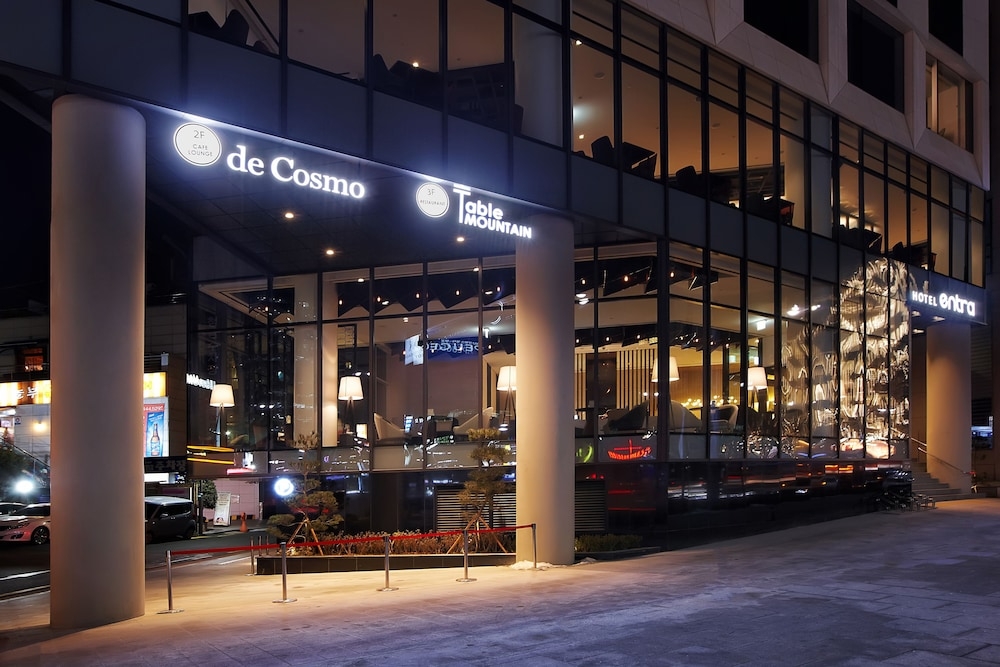 숙박 시설 입구