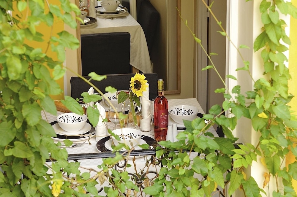 객실 내 식사 공간