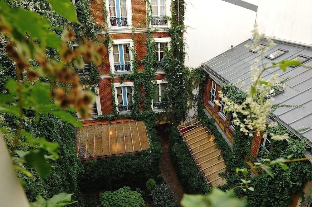 숙박 시설의 전망