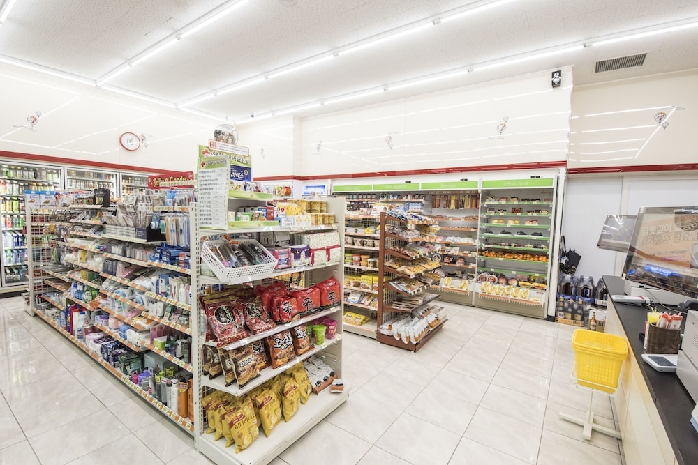 숙박 시설 내 편의 시설/서비스