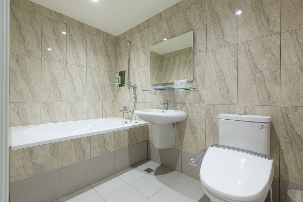 욕실 편의 시설