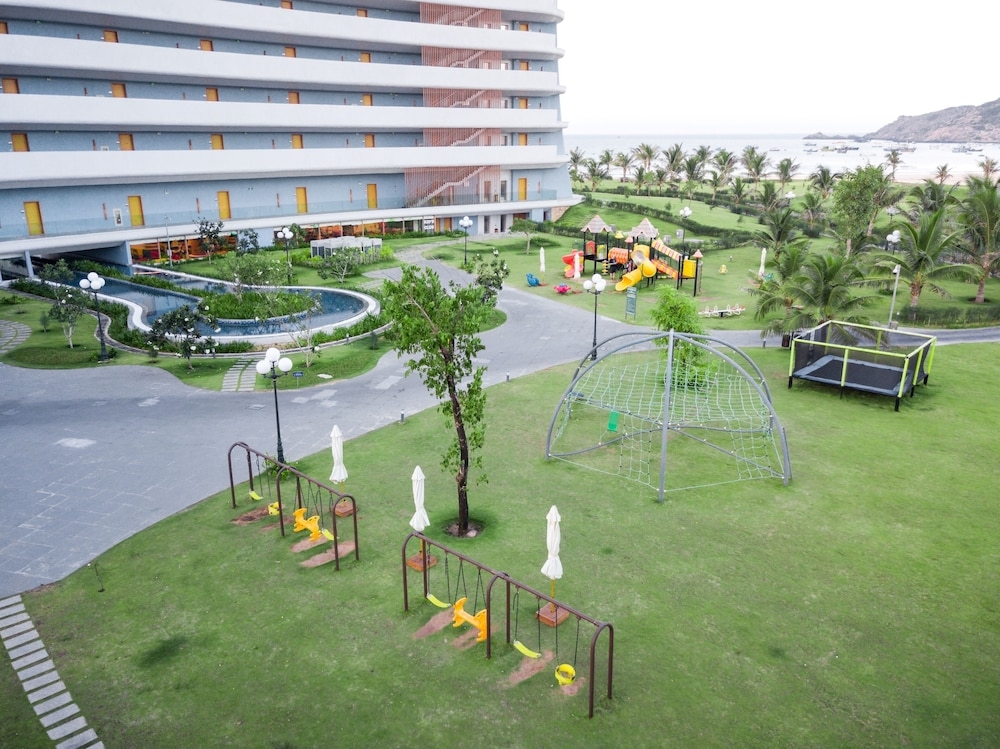 어린이 놀이 공간 - 야외