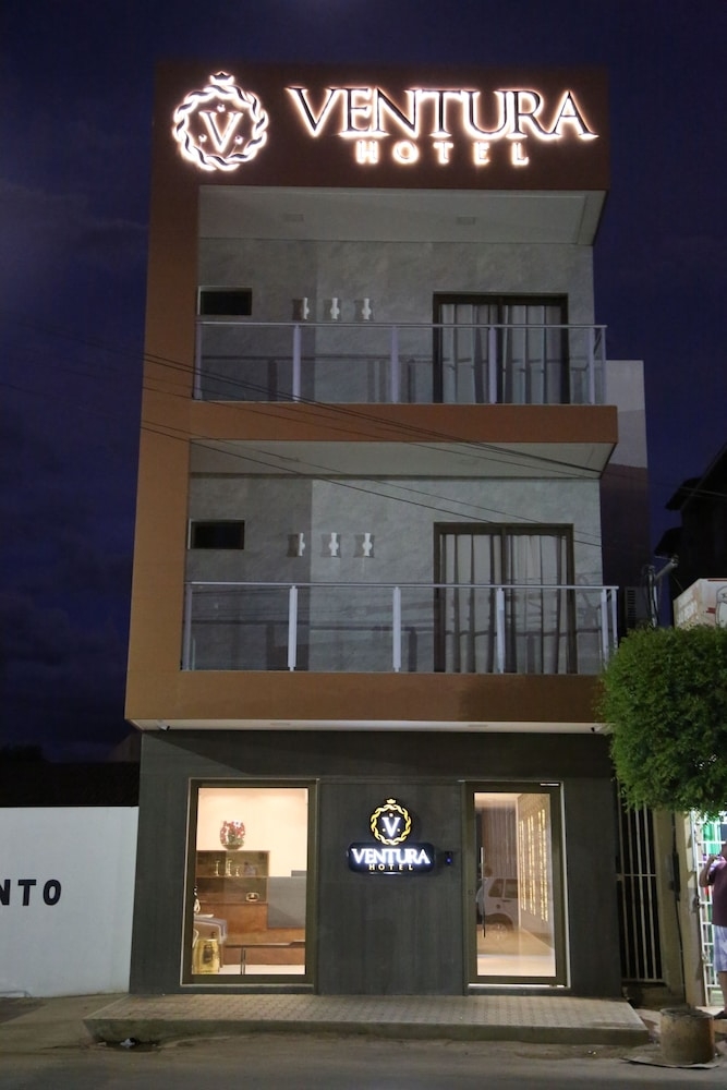 숙박 시설 정면