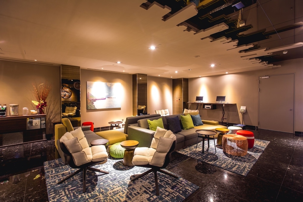 로비 좌석 공간