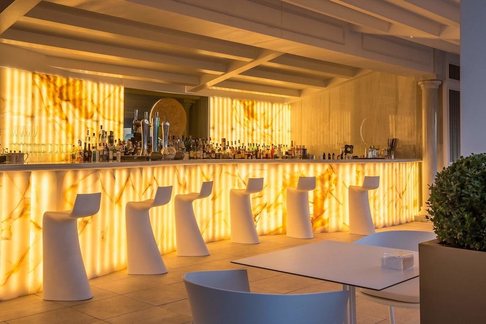 바(숙박 시설 내)