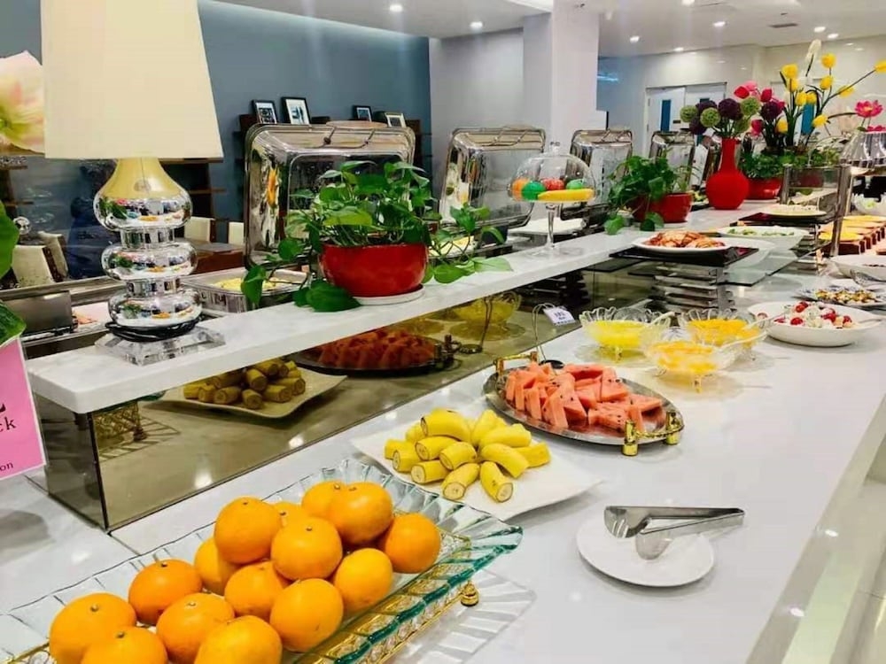 뷔페 아침 식사