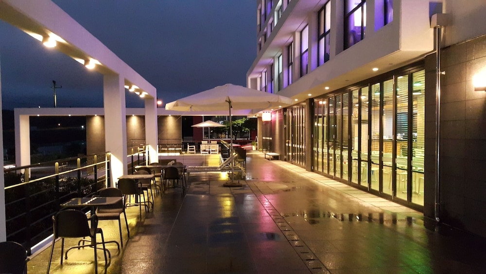 숙박 시설 구내