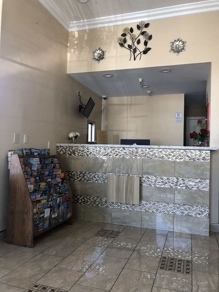 숙박 시설 정면