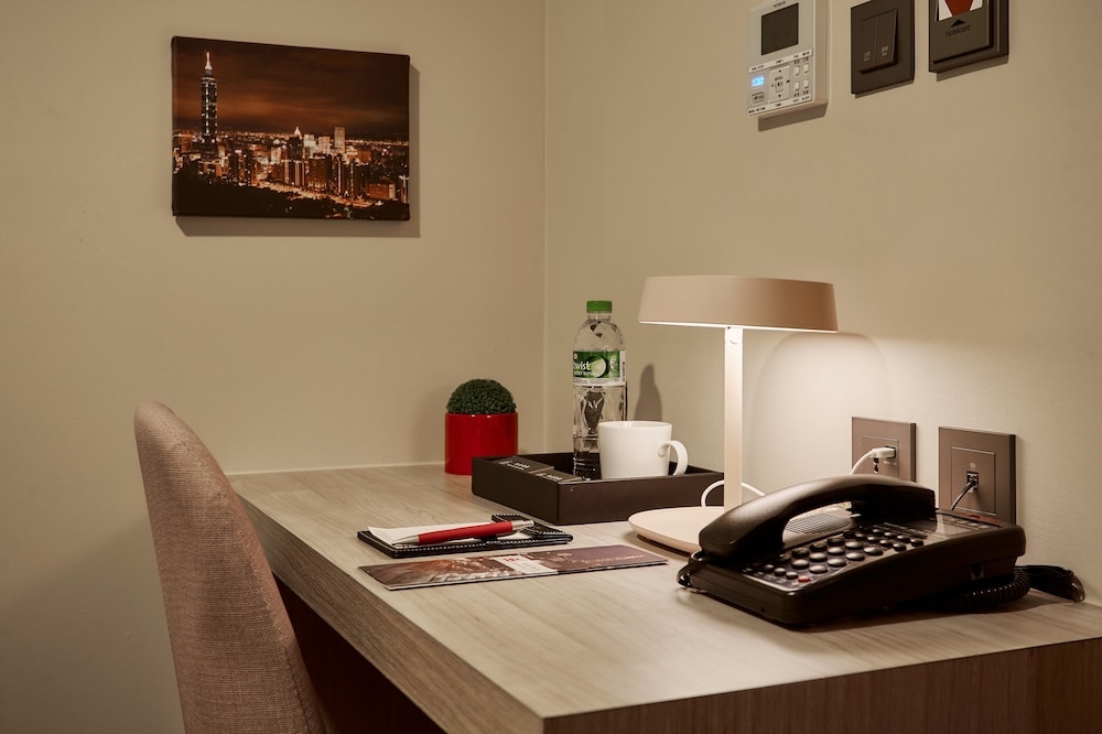 객실 내 비즈니스 센터