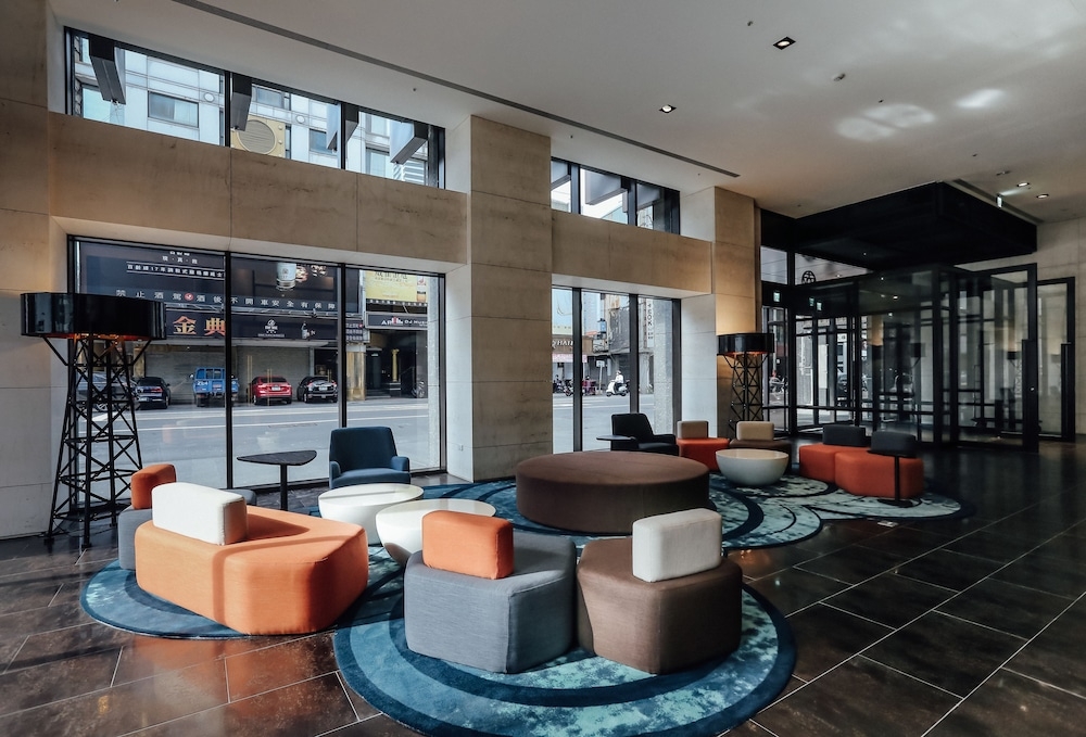 로비 좌석 공간