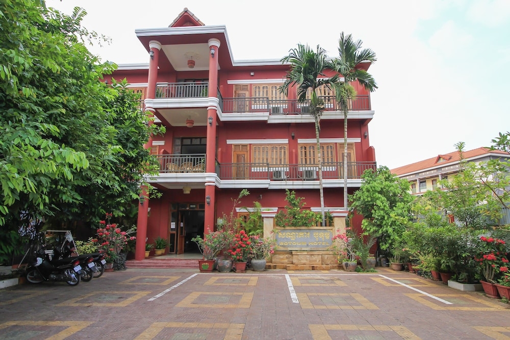 숙박 시설 정면