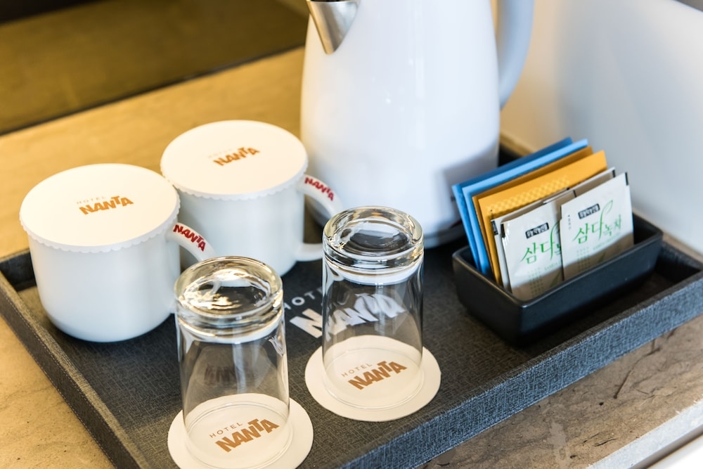 커피 및/또는 커피 메이커