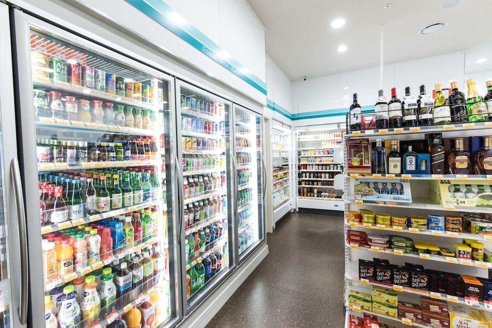 숙박 시설 내 편의 시설/서비스