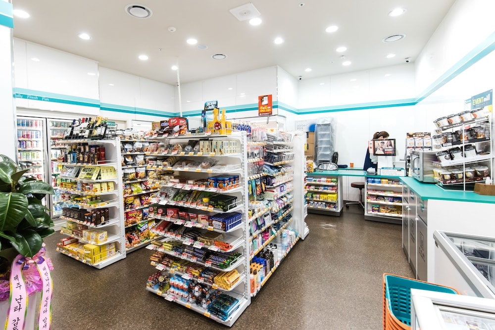 숙박 시설 내 편의 시설/서비스