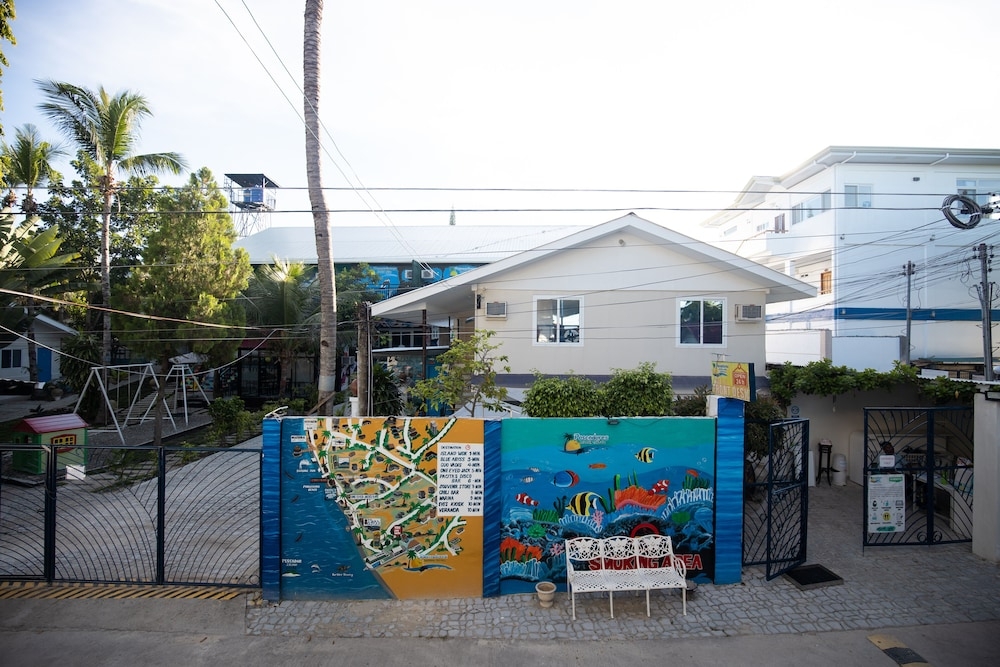 숙박 시설 입구