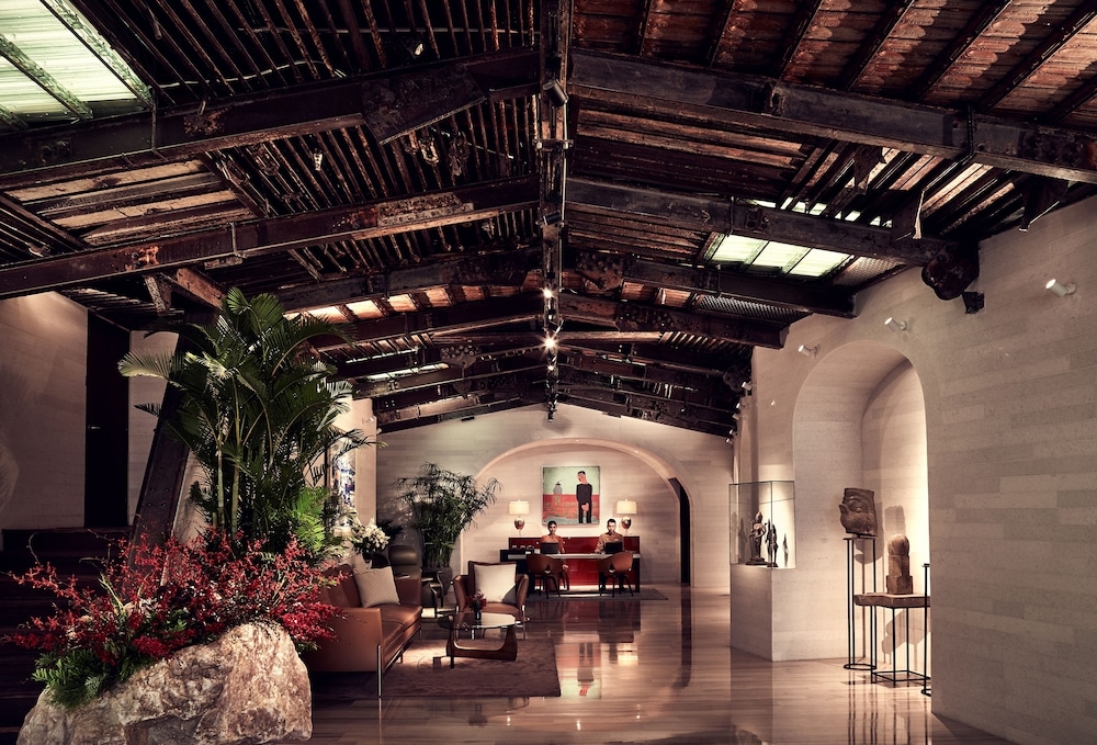 로비 좌석 공간