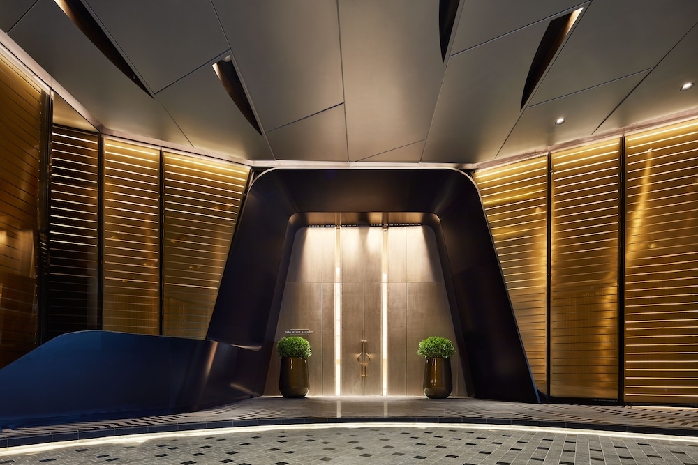 숙박 시설 입구