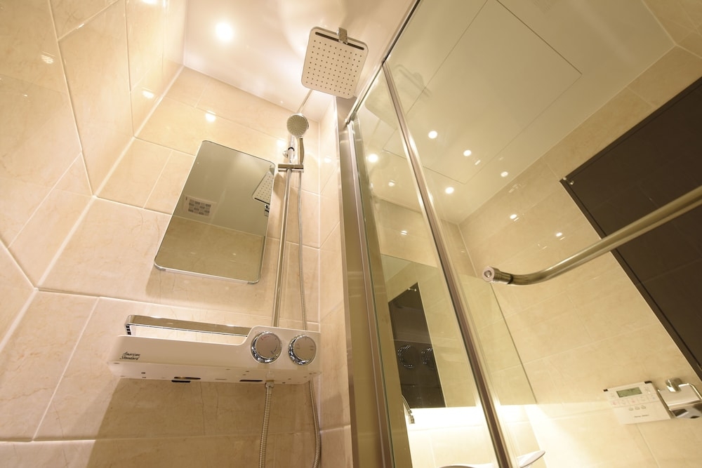 욕실 샤워