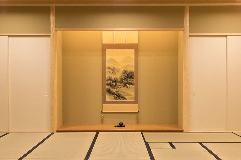 숙박 시설 내 편의 시설/서비스