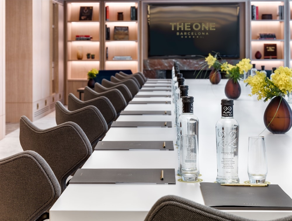 숙박 시설 내 편의 시설/서비스