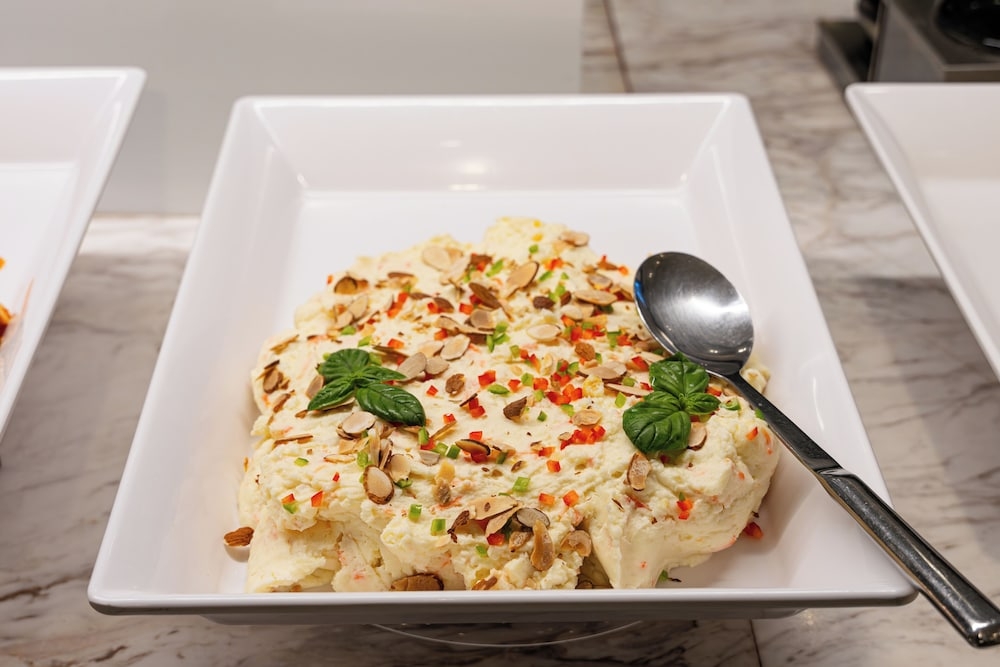 뷔페 아침 식사