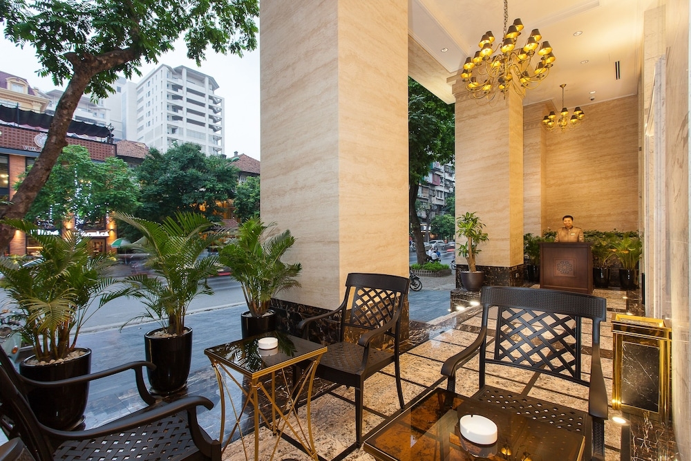 숙박 시설 정면