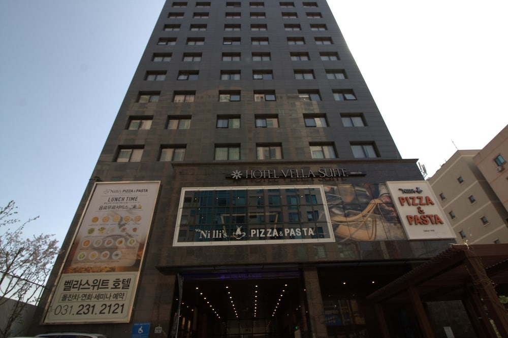 숙박 시설 정면