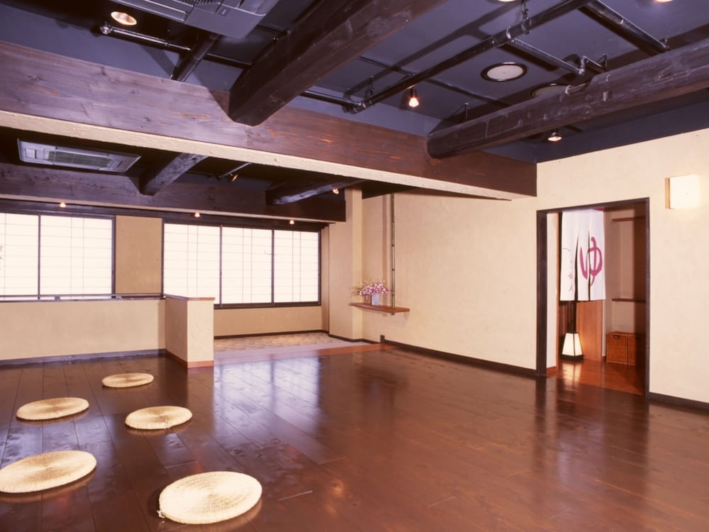 숙박 시설 내 편의 시설/서비스