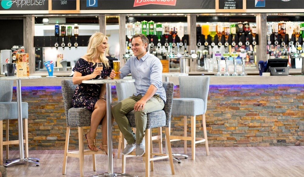 바(숙박 시설 내)