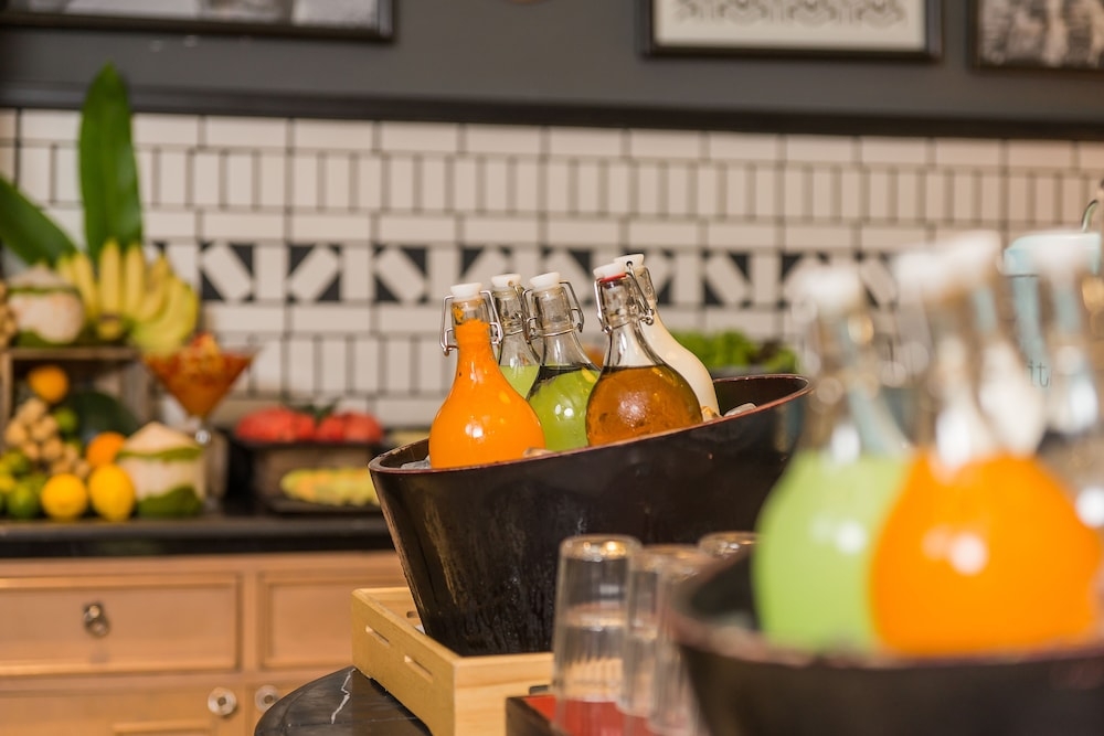 뷔페 아침 식사