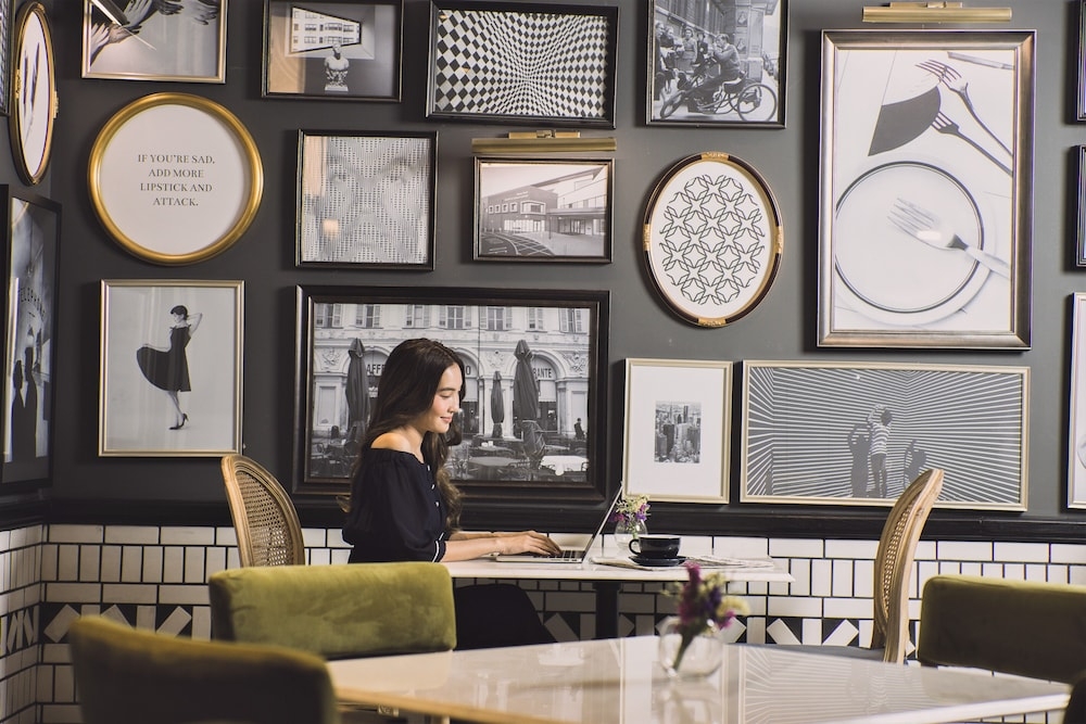 로비 좌석 공간