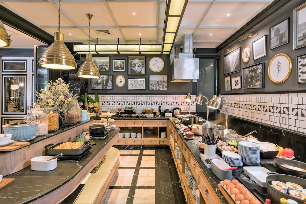 뷔페 아침 식사