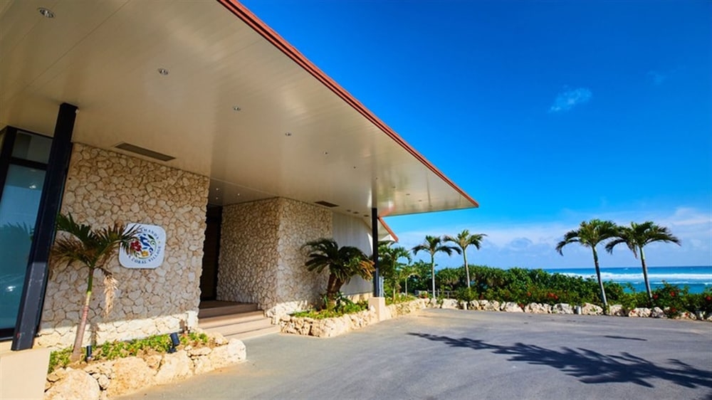 숙박 시설 정면