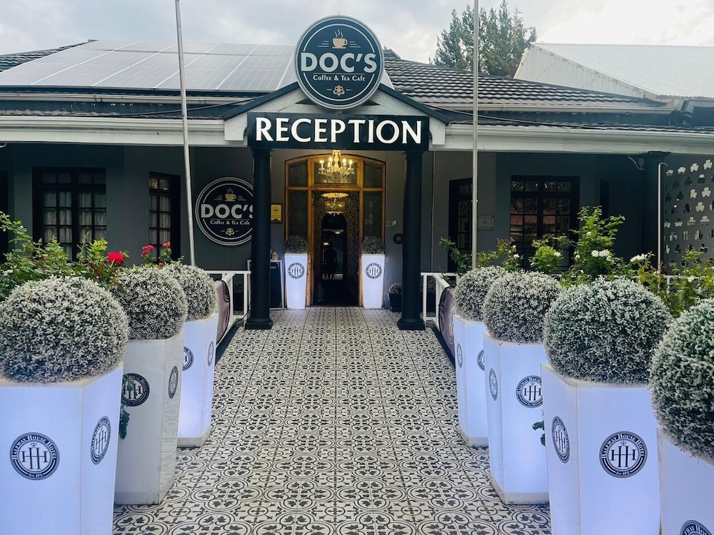 숙박 시설 정면