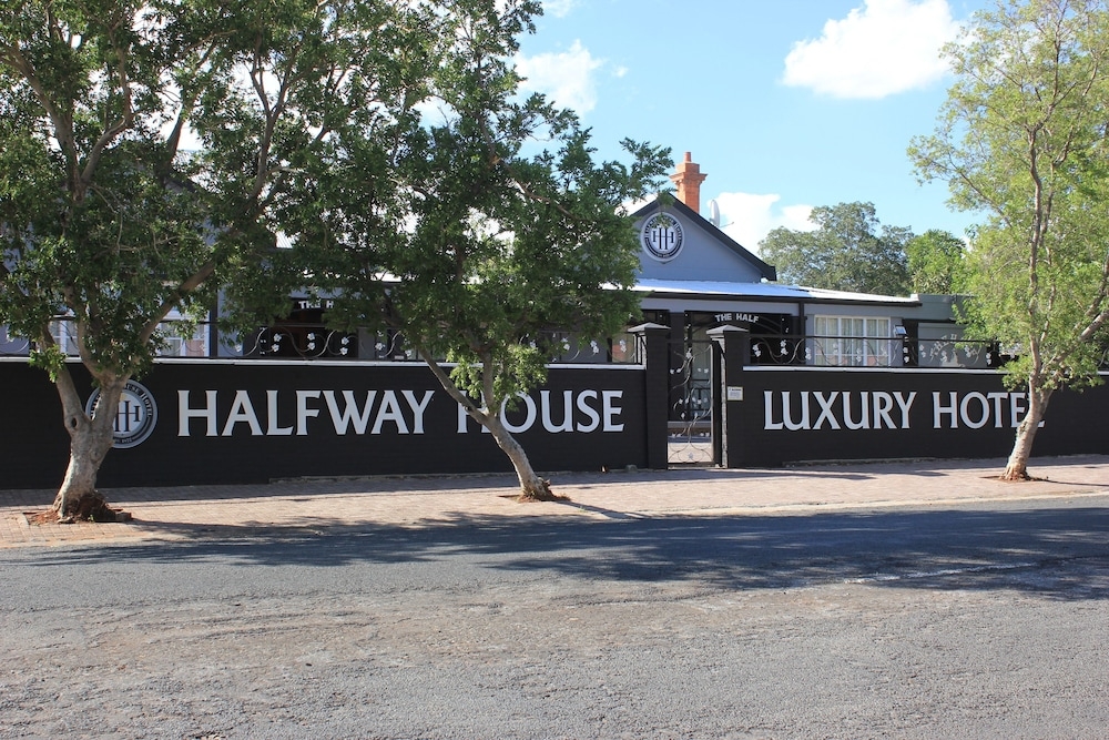 숙박 시설 입구