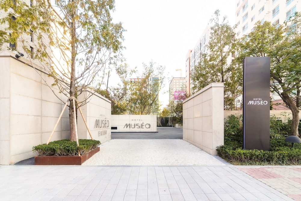 숙박 시설 구내