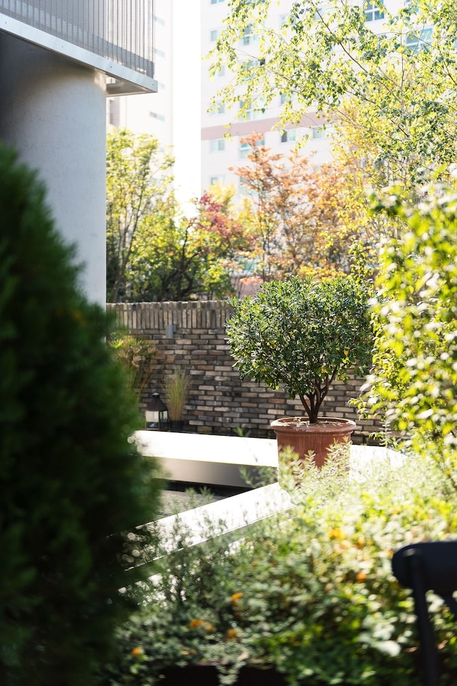 숙박 시설 구내