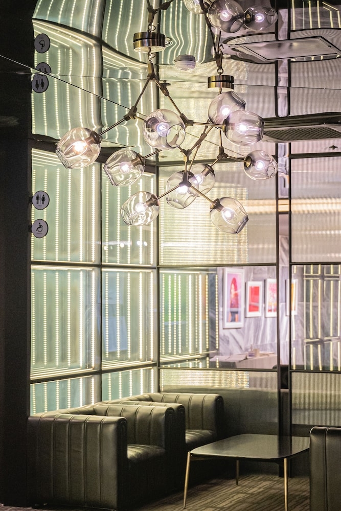 로비 좌석 공간