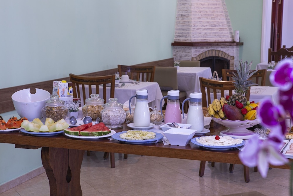 뷔페 아침 식사