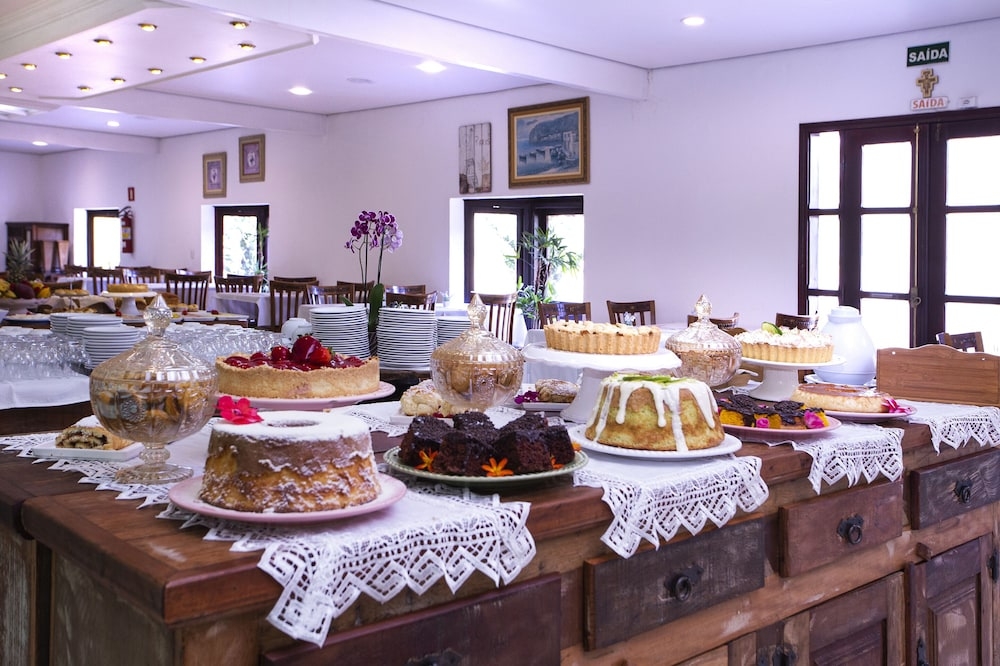 뷔페 아침 식사