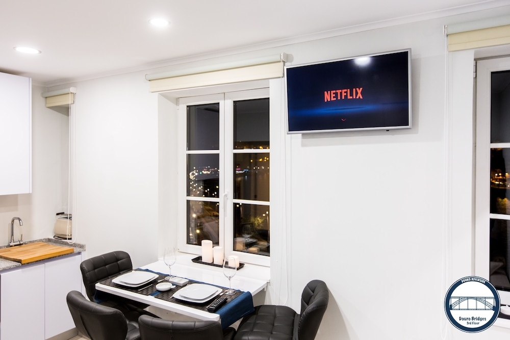 객실 내 식사 공간