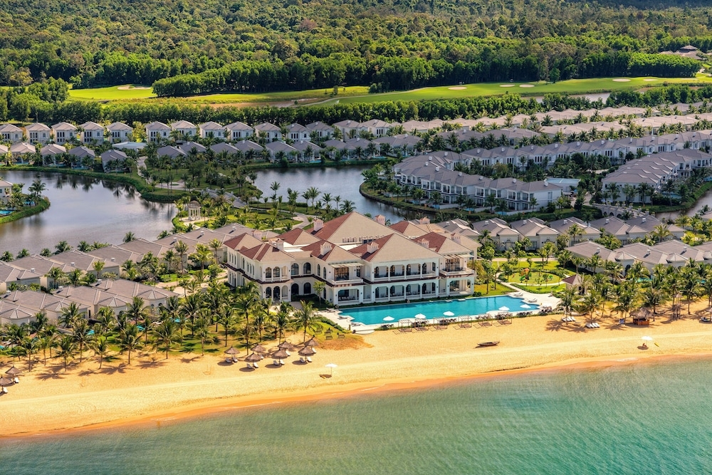 숙박 시설 정면