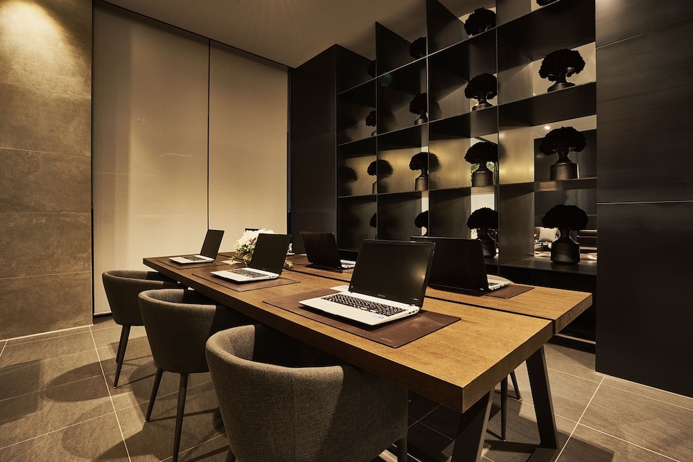 숙박 시설 내 편의 시설/서비스